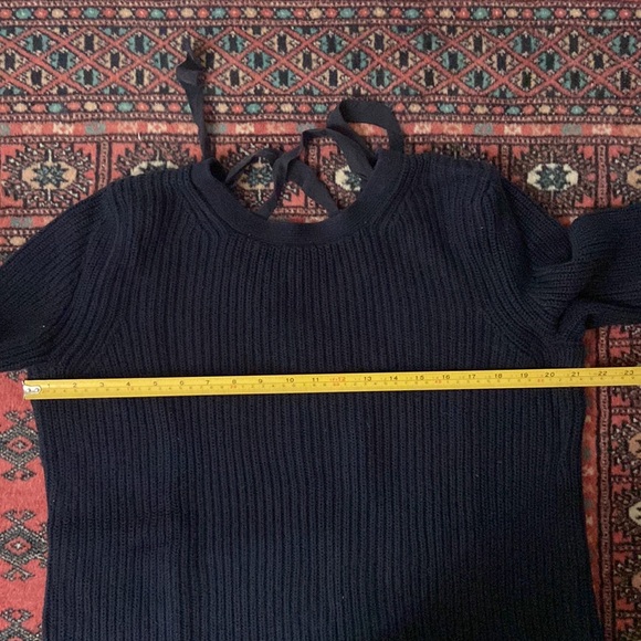 Banana Republic Lace Back Pullover Sweater - Picture 10 of 10